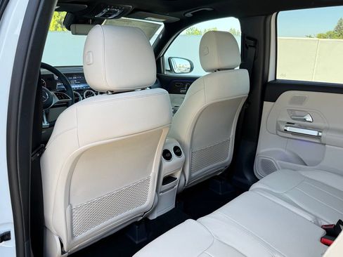 New 2026 Mercedes-Benz GLB 250 image 24