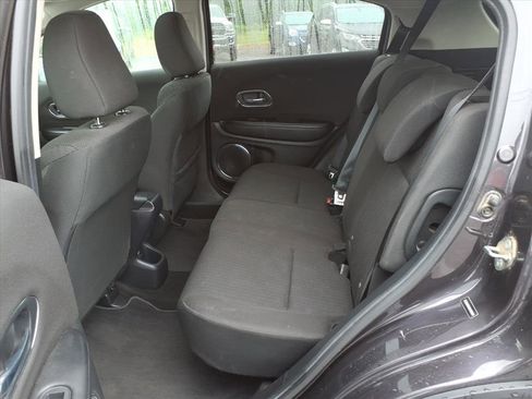 Used 2016 Honda HR-V EX image 11