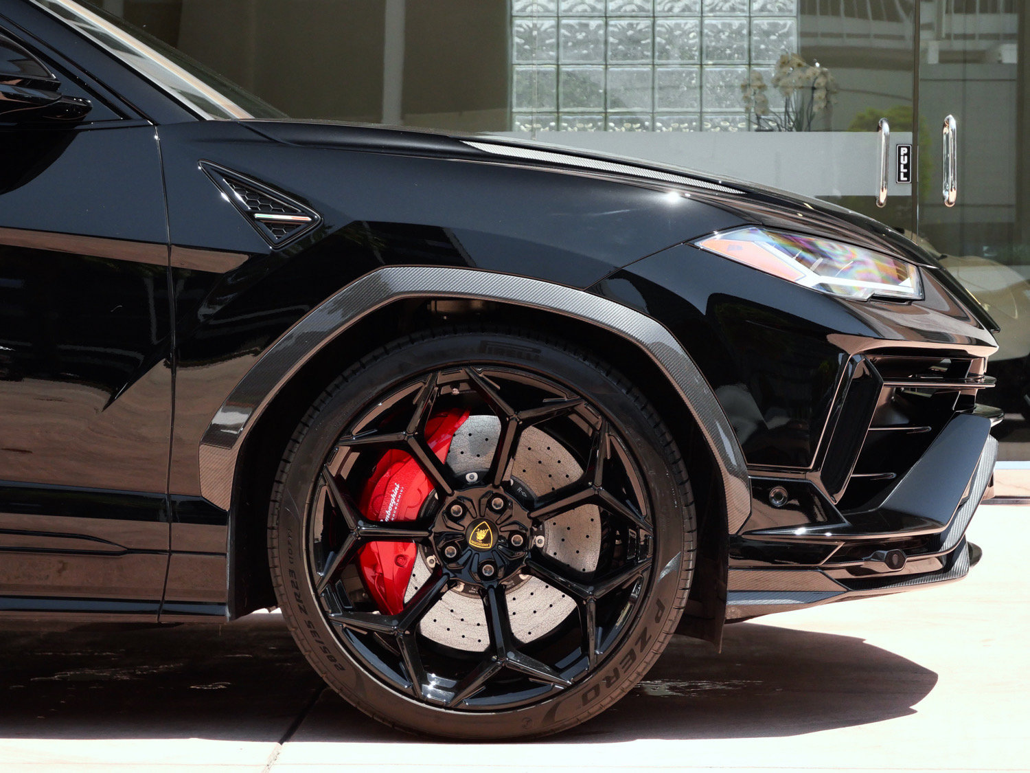 Used 2024 Lamborghini Urus Performante AWD/4WD image 9