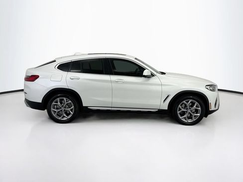 Used 2024 BMW X4 xDrive30i w/ Premium Package AWD/4WD image 4