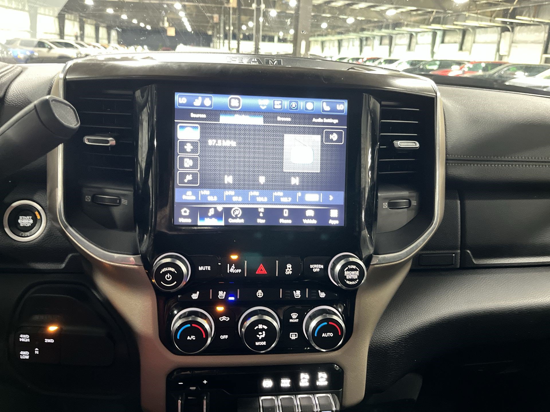 Used 2024 RAM 2500 Laramie w/ Safety Group AWD/4WD image 13