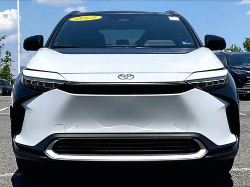 Used 2023 Toyota bZ4X AWD w/ Weather Package image 3