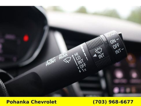 Used 2022 Chevrolet Trax LT w/ LT Convenience Package image 15