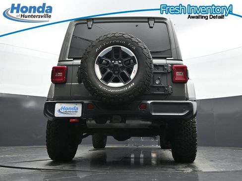 Used 2022 Jeep Wrangler Unlimited Rubicon w/ Dual Top Group AWD/4WD image 31
