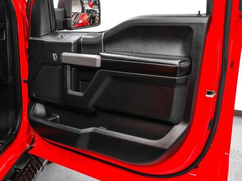 Used 2018 Ford F150 XLT w/ Equipment Group 302A Luxury image 40