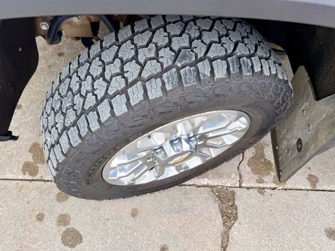 Used 2024 Chevrolet Silverado 2500 LTZ w/ LTZ Premium Package AWD/4WD image 40