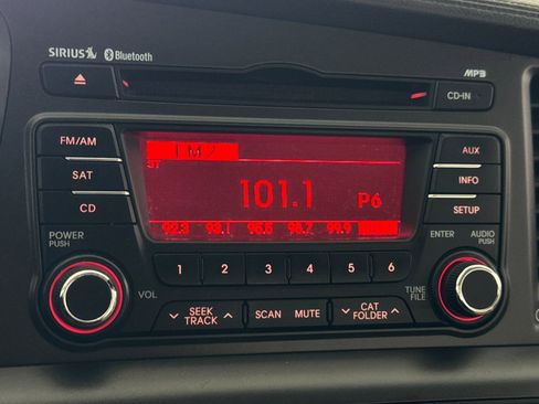 Used 2013 Kia Optima EX image 22