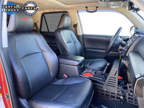 Used 2018 Toyota 4Runner TRD Off-Road Premium image 15