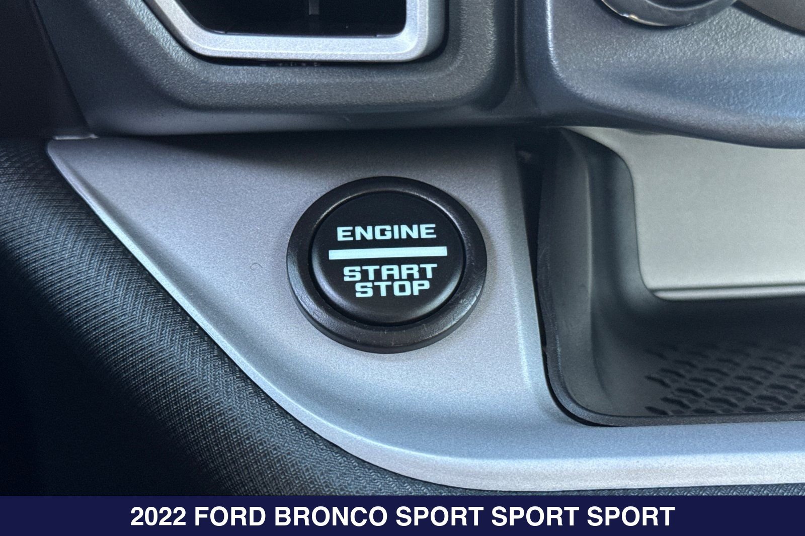 Used 2022 Ford Bronco Sport Outer Banks w/ Tech Package AWD/4WD image 23