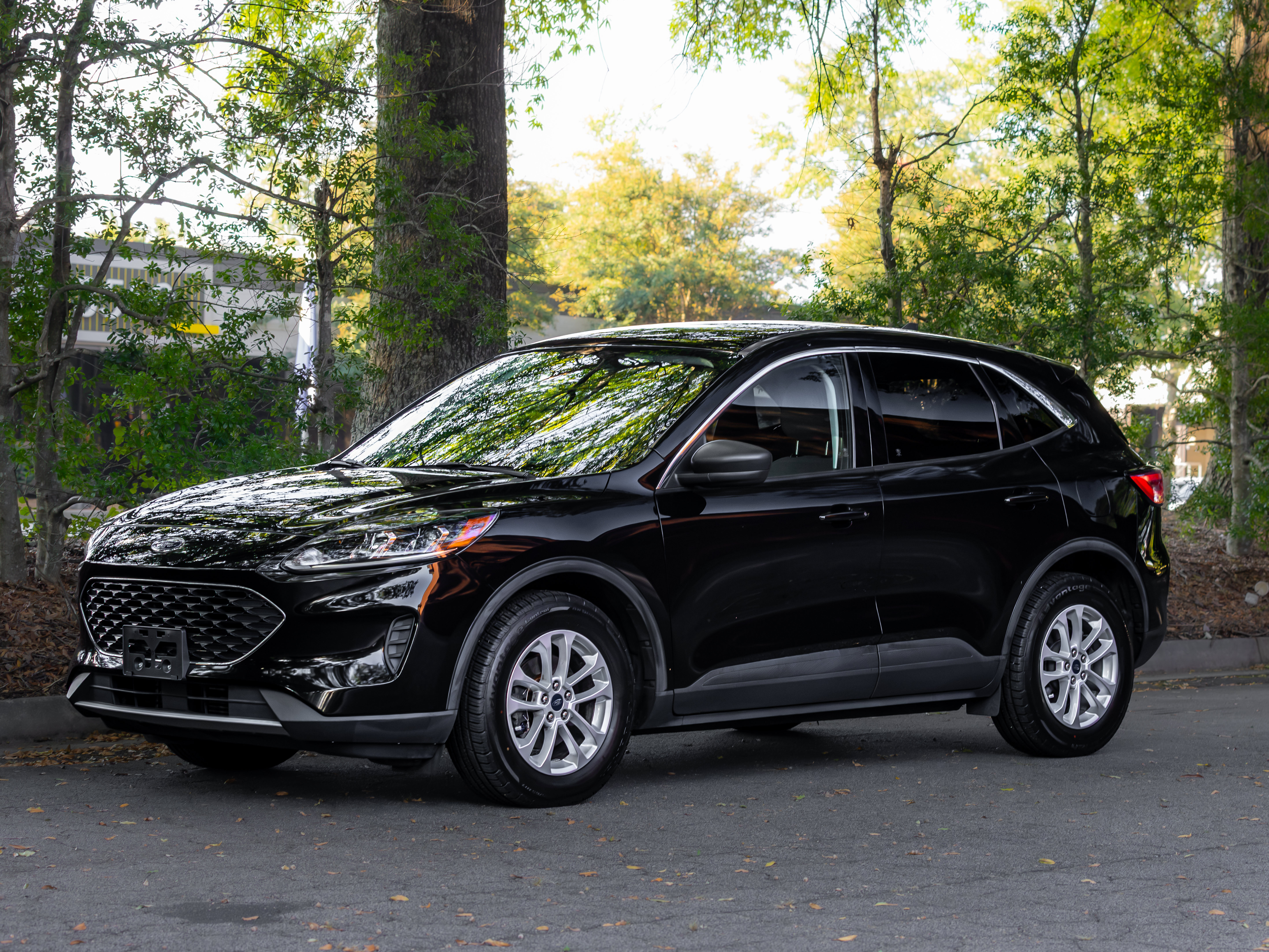 Used 2022 Ford Escape SE FWD image 45