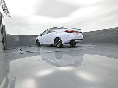 Used 2023 Nissan Versa SR w/ Trunk Package image 34