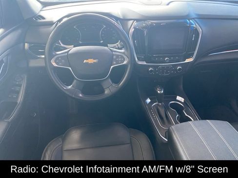 Used 2019 Chevrolet Traverse LT w/ LT Premium Package AWD/4WD image 5
