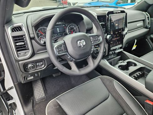 New 2026 RAM 1500 Laramie AWD/4WD image 13