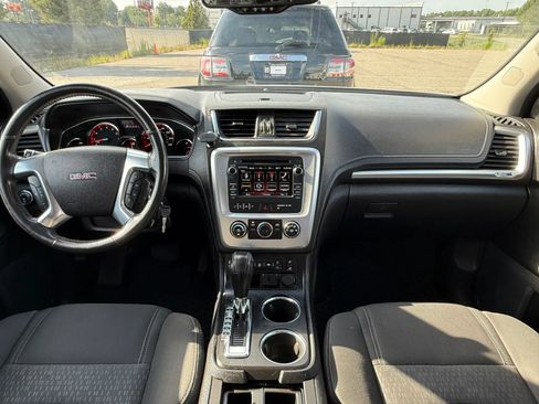 Used 2016 GMC Acadia SLE AWD/4WD image 3