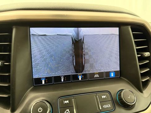 Used 2021 GMC Acadia Denali w/ Denali Technology Package AWD/4WD image 26