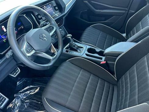 Used 2024 Volkswagen Jetta Sport image 10