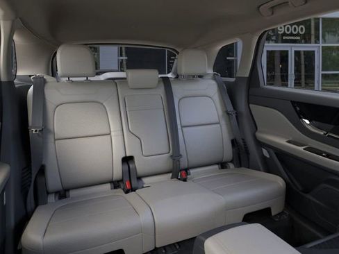 New 2025 Lincoln Corsair Reserve image 11