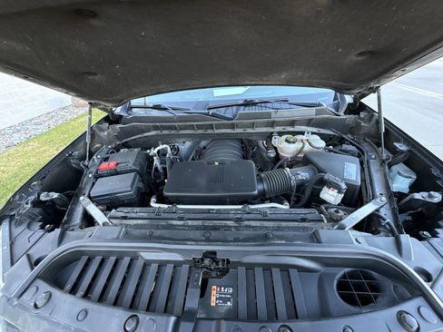 Used 2020 Chevrolet Silverado 1500 LT Trail Boss image 30