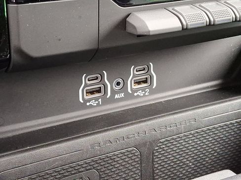 Certified 2025 RAM 1500 Big Horn image 24