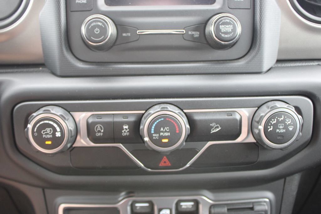 Used 2019 Jeep Wrangler Unlimited Sport S AWD/4WD image 43