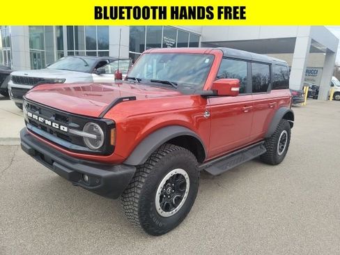 Used 2024 Ford Bronco Outer Banks w/ Sasquatch Package image 3