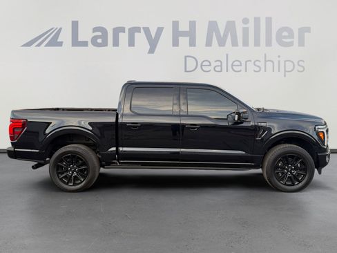 Used 2025 Ford F150 Platinum AWD/4WD image 6