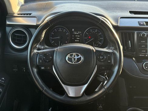 Used 2017 Toyota RAV4 XLE image 11