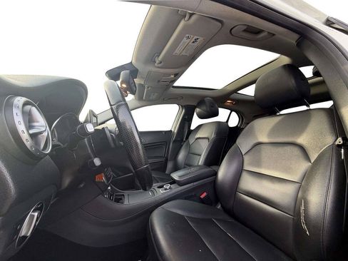 Used 2015 Mercedes-Benz GLA 250 4MATIC image 21