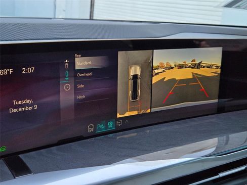 New 2026 Cadillac Escalade IQL Luxury image 20