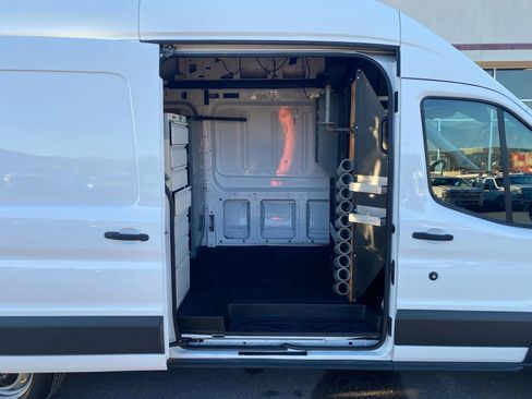 Used 2015 Ford Transit 250 148 High Roof Extended image 18