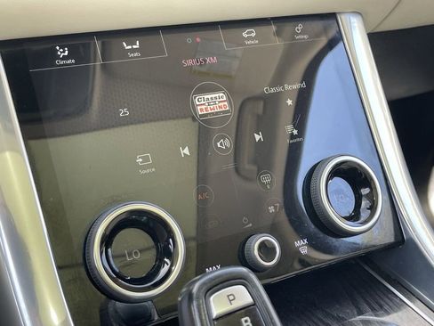 Used 2019 Land Rover Range Rover Sport HSE Dynamic AWD/4WD image 28