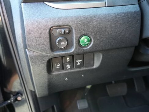Used 2025 Honda Ridgeline Sport image 23