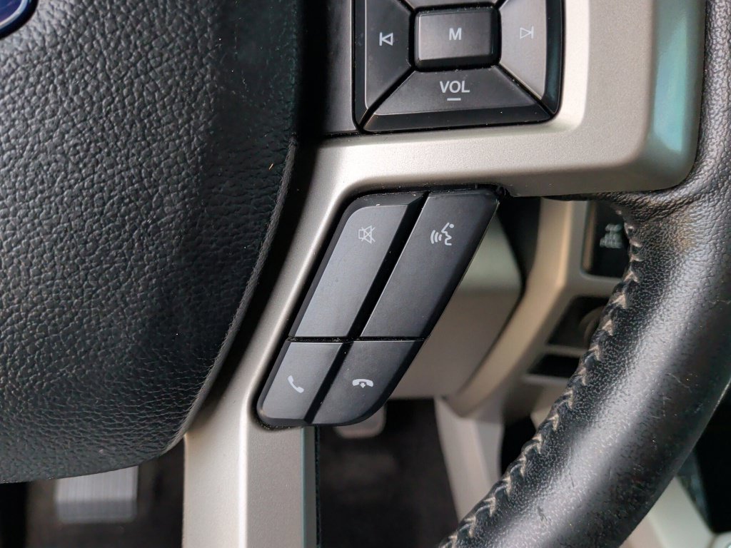 Used 2019 Ford F150 Lariat w/ Equipment Group 502A Luxury AWD/4WD image 21