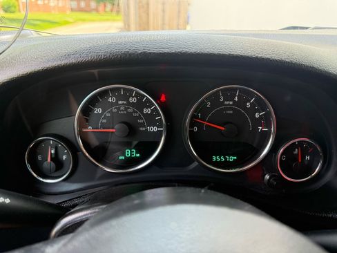Used 2016 Jeep Wrangler Sport AWD/4WD image 28