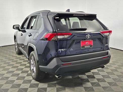 Used 2025 Toyota RAV4 XLE image 6