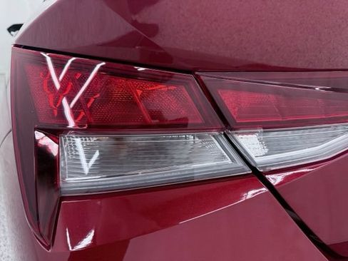 Used 2025 Hyundai Elantra Sport FWD image 8