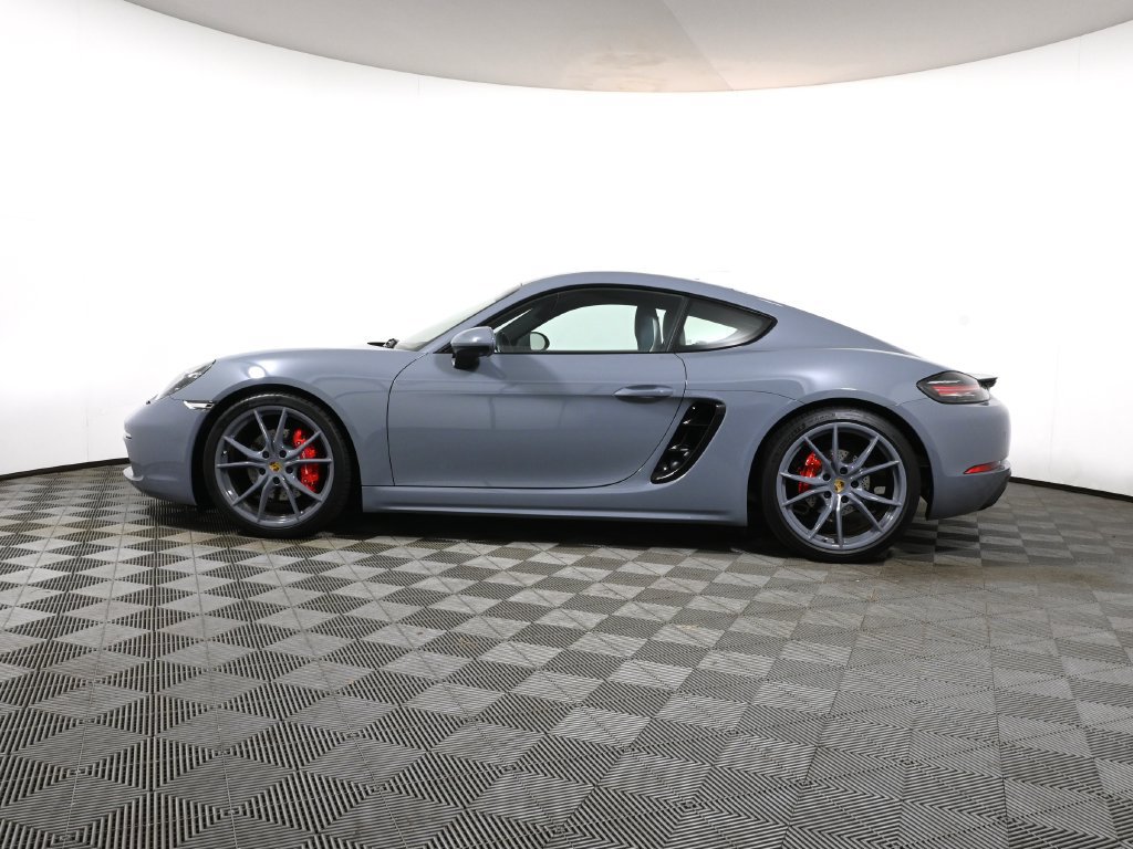 Used 2025 Porsche 718 Cayman S RWD image 2