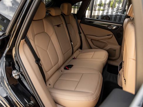 New 2026 Porsche Macan AWD/4WD image 42