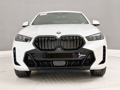 New 2026 BMW X6 xDrive40i w/ Premium Package AWD/4WD image 4