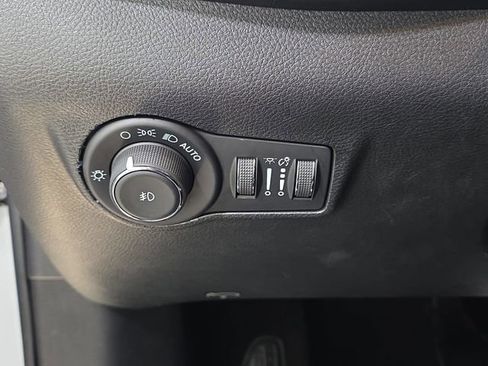 Used 2022 Jeep Compass Latitude w/ Convenience Group image 26