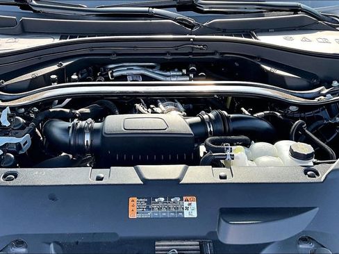 Used 2024 Lincoln Aviator Reserve AWD/4WD image 32