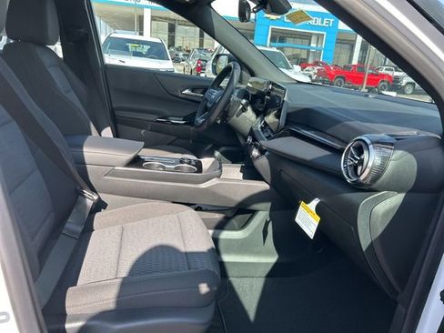 New 2026 Chevrolet Equinox LT w/ Safety and Technology Package image 31