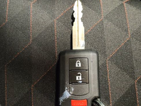 Used 2024 Mitsubishi Mirage ES FWD image 32