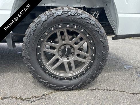 Used 2024 Ford F150 XLT w/ Tow/Haul Package AWD/4WD image 3