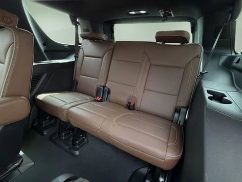 Used 2024 Chevrolet Tahoe High Country image 20