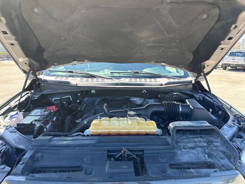 Used 2016 Ford F150 XLT w/ Equipment Group 302A Luxury image 29