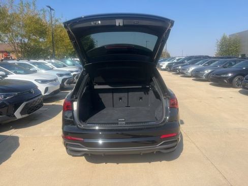 Used 2025 Audi Q3 2.0T Premium Plus w/ Premium Plus Package image 9