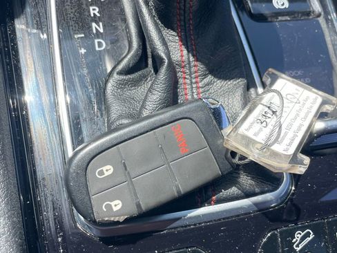 Used 2025 Jeep Compass Trailhawk image 13