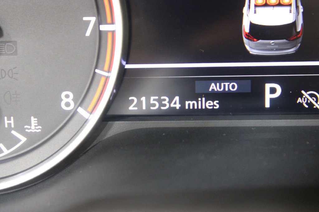 Used 2024 Nissan Rogue SV AWD/4WD image 11