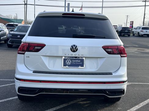 Certified 2024 Volkswagen Tiguan SE R-Line image 6